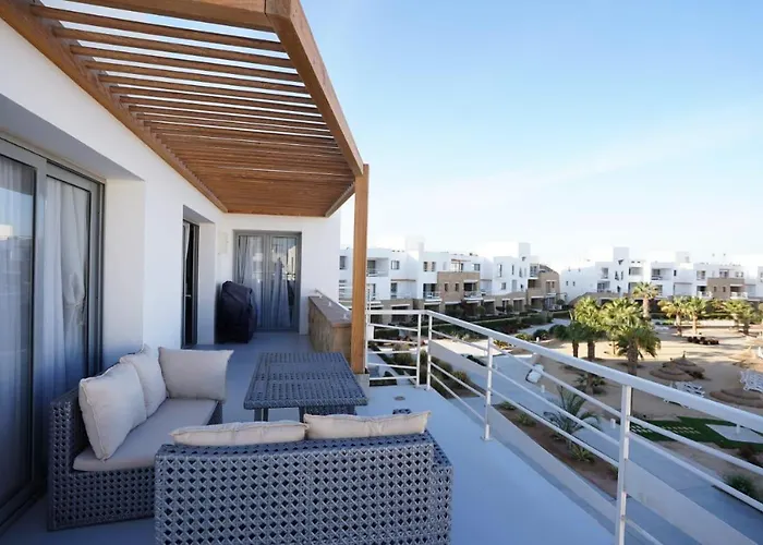 Luxurious Penthouse Apartment
